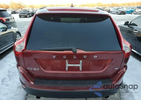 2010 Volvo Xc60 3.2 z USA, uszkodzony, nr VIN YV4982DL3A2062947